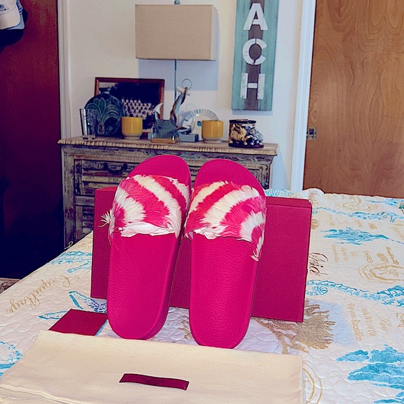 NWT VALENTINO GARAVANI PINK DUCK Feather Slides Willing to trade for Rockstuds - Picture 7 of 10